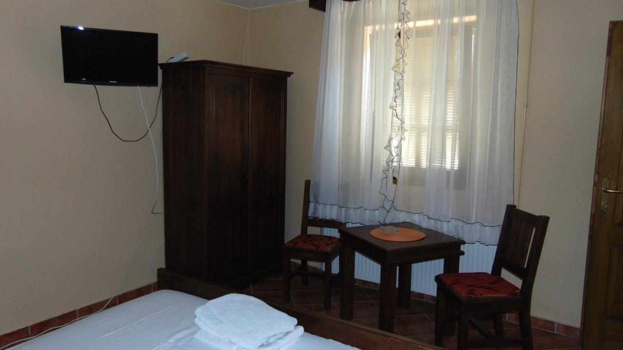 Irig Rooms Milin Lagum מראה חיצוני תמונה